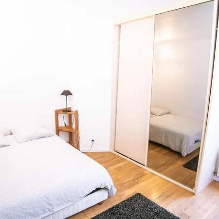 Montmartre Chappe Apartment Paris
