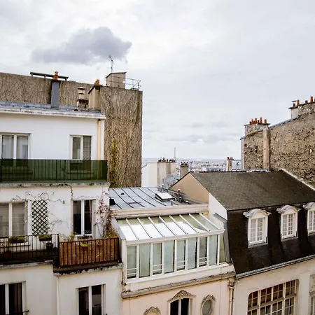 Apartment Montmartre Chappe