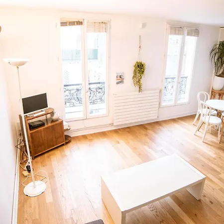 Apartment Montmartre Chappe